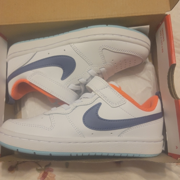 Nike Court Borough Low 2 - Picture 3 of 6